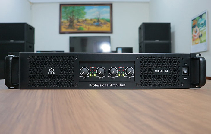 Cục đẩy 4 kênh 800W King MX-8004