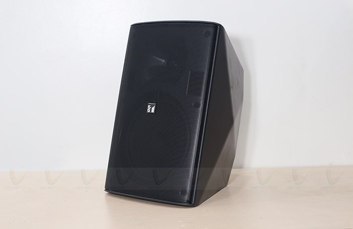 Mặt trước của loa treo tường TOA F-2000W/B Mặt trước của loa treo tường TOA F-2000W/B